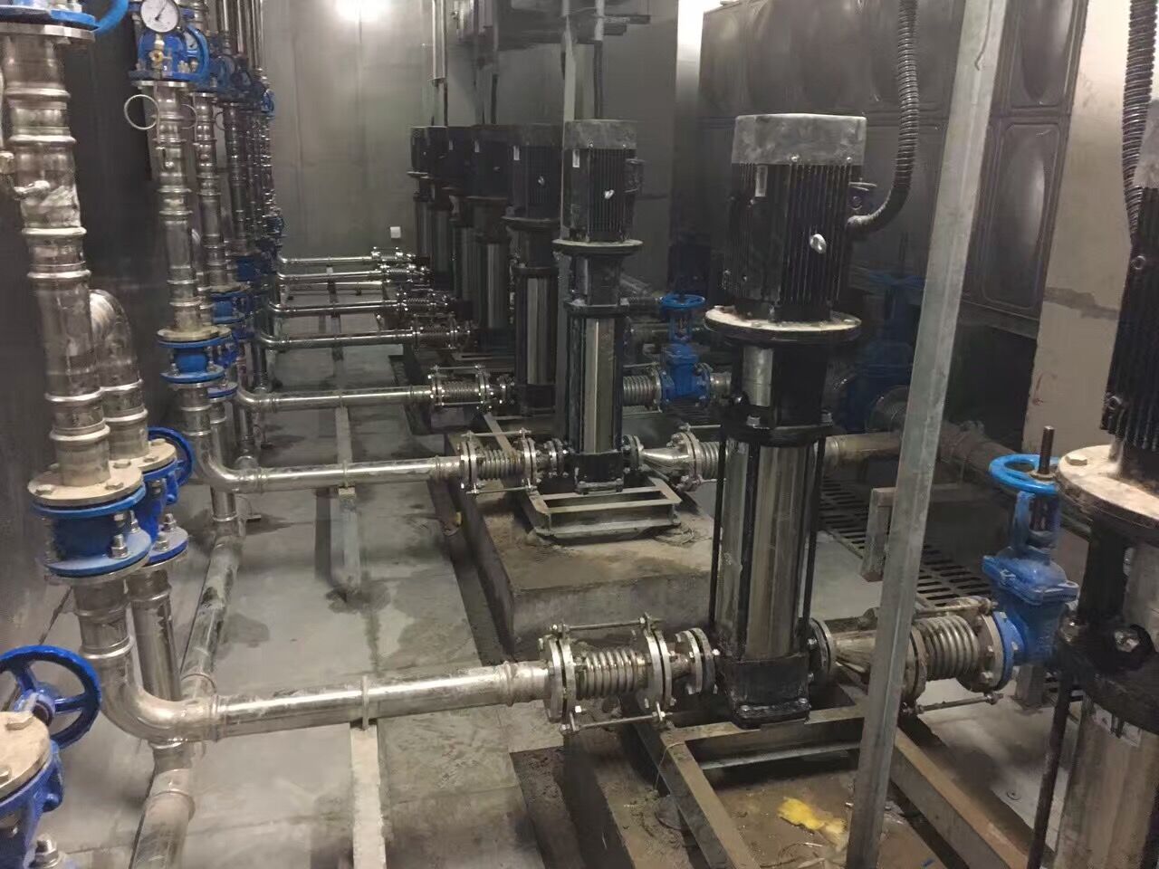 医院大厦建筑供水系统91看片APP下载安装.jpg
